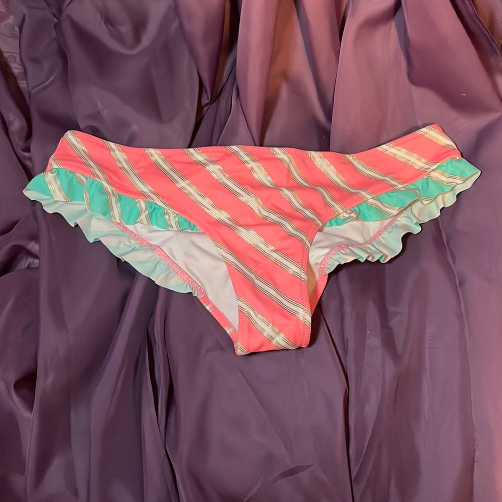 Victoria’s Secret cheeky swim bottom